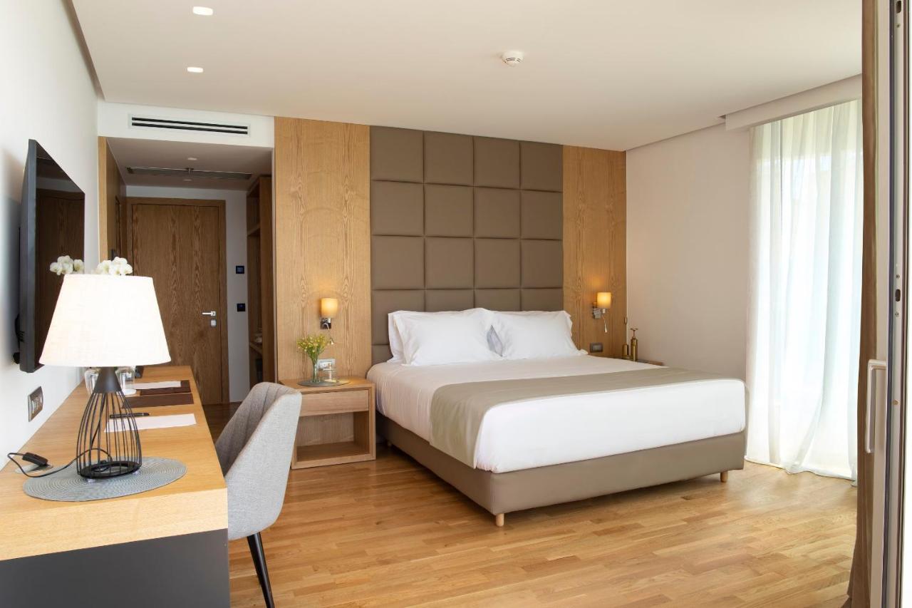 Amare Hotel Shëngjin Buitenkant foto