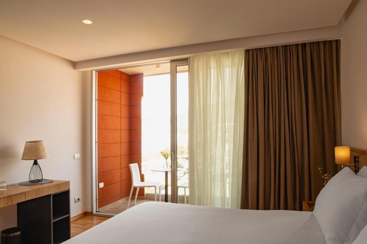 Amare Hotel Shëngjin Buitenkant foto